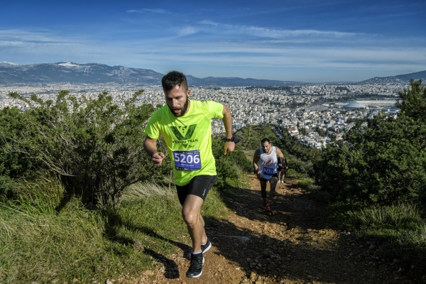 &Tau;&omicron; 6&omicron; Veikou Trail έ&gamma;&rho;&alpha;&psi;&epsilon; &iota;&sigma;&tau;&omicron;&rho;ί&alpha;. &Rho;&epsilon;&kappa;ό&rho; &omicron; &Gamma;&iota;ώ&rho;&gamma;&omicron;&sigmaf; &Delta;&iota;&alpha;&lambda;&epsilon;&kappa;&tau;ό&sigmaf;&nbsp;