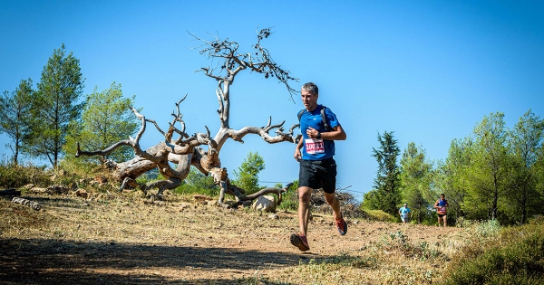 &Eta; &pi;&rho;&omicron;&kappa;ή&rho;&upsilon;&xi;&eta; &tau;&omicron;&upsilon; 6&omicron;&upsilon; Veikou Trail